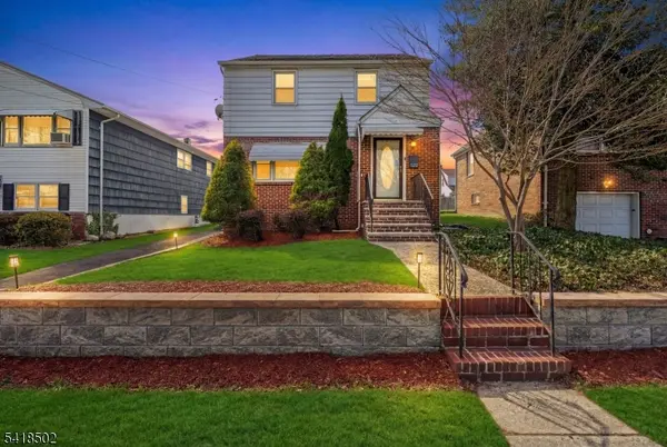 522 Thompson Ave, Roselle Boro, NJ 07203