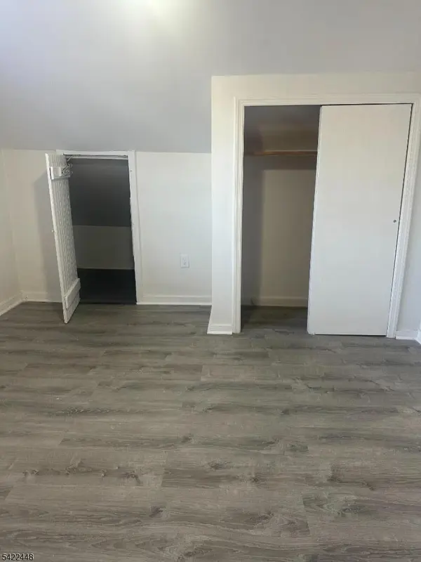 84 WASHINGTON AVE, Hawthorne Boro, NJ 07506