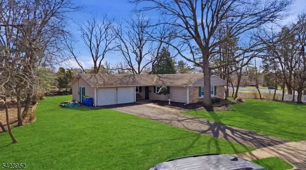 27 Summerall Rd, Franklin Twp., NJ 08873