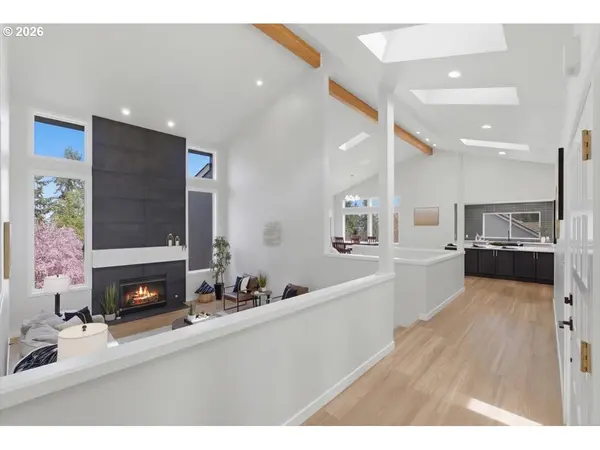 2455 W 29TH AVE, Eugene, OR 97405