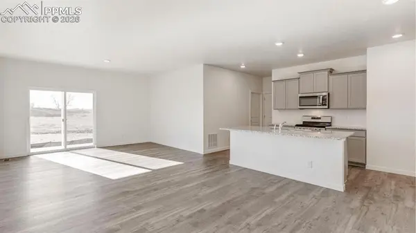 11743 FORAKER LN, Colorado Springs, CO 80925