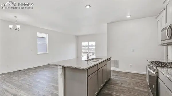 11743 FORAKER LN, Colorado Springs, CO 80925