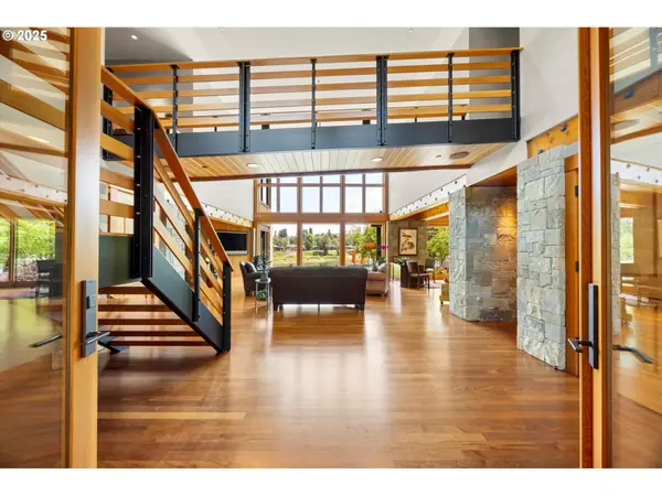 4115 CALAROGA CT, West Linn, OR 97068