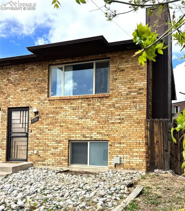 330 Mount View LN, Colorado Springs, CO 80907