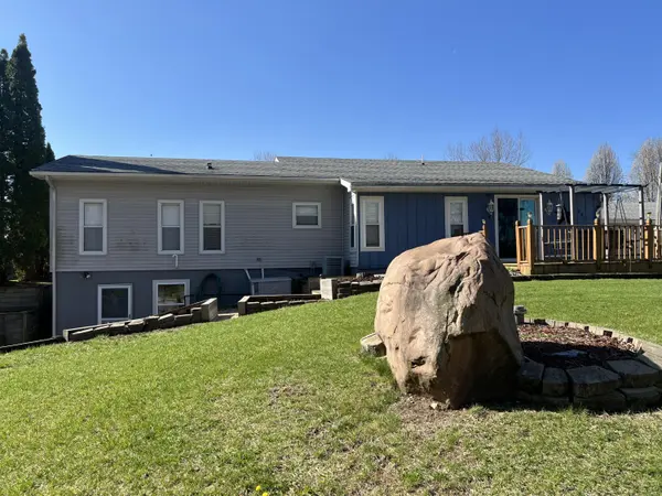 833 Crauns LN, Algansee Twp, MI 49082