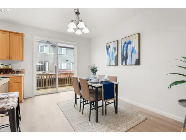 3181 SE BROOKWOOD AVE, Hillsboro, OR 97123