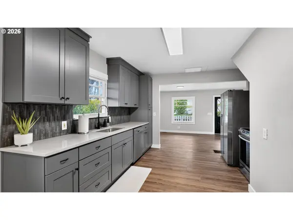 504 S 3RD ST, Springfield, OR 97477