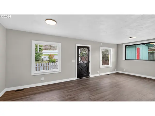 504 S 3RD ST, Springfield, OR 97477