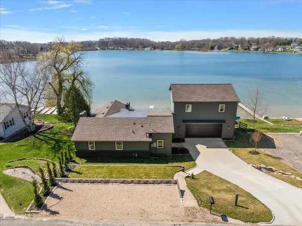 12475 Oakwood Shores ST, Yankee Springs Twp, MI 49348