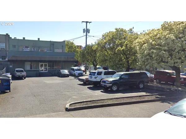 8535 N LOMBARD ST, Portland, OR 97203