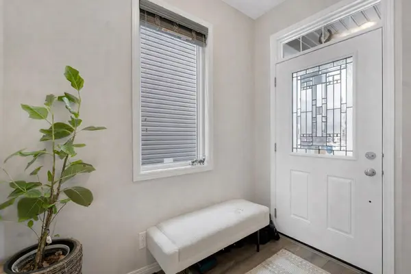 92 Legacy Glen ST SE, Calgary, AB T2X 3Y7