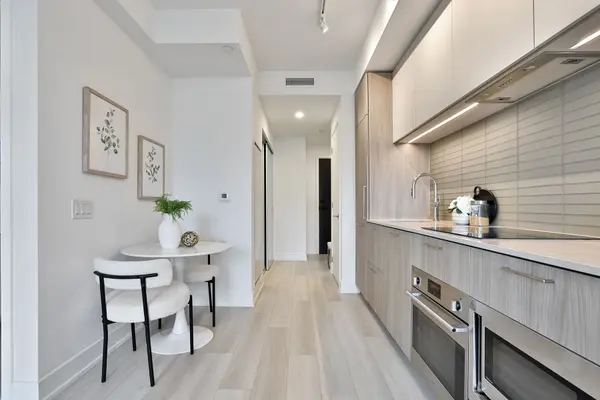 36 Olive AVE #1205, Toronto C14, ON M2N 0M4