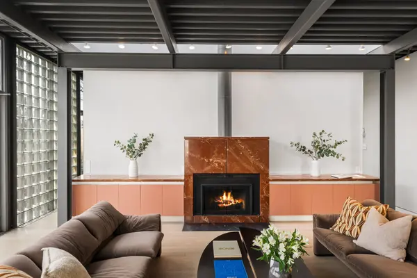 335 St Clair AVE E, Toronto C09, ON M4T 1P3