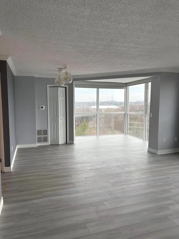 7 Concorde PL #701, Toronto C13, ON M3C 3N4