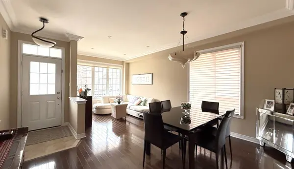 15 Atlas Peak DR, Markham, ON L6C 3H8