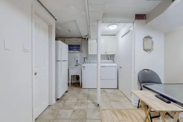 81 Lillooet CRES #BSMNT, Richmond Hill, ON L4C 5A6