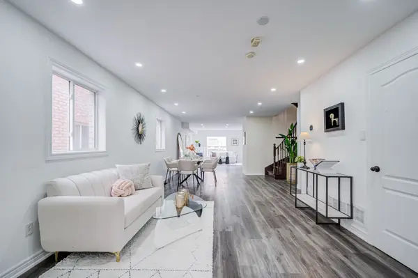 76 Derrywood DR, Vaughan, ON L4K 5H6