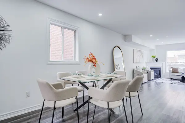 76 Derrywood DR, Vaughan, ON L4K 5H6