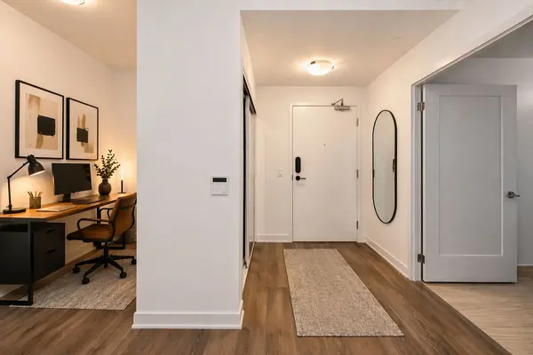 105 Oneida CRES #802, Richmond Hill, ON L4B 0H6