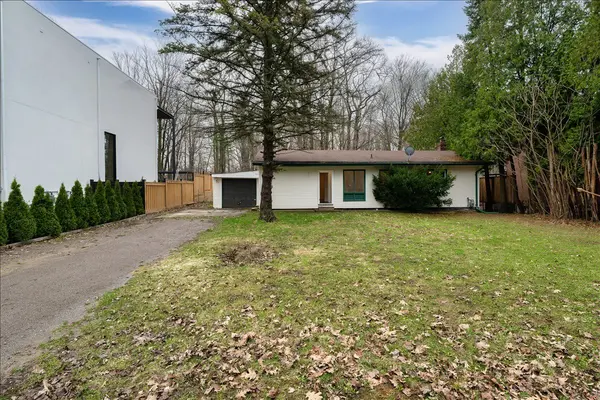 97 Park CRES, Richmond Hill, ON L4E 3J5