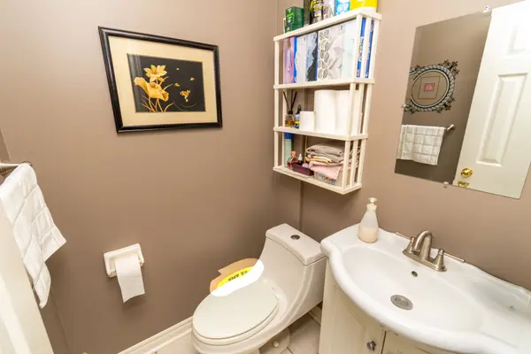 35 Raquel ST, Barrie, ON L4N 9S4