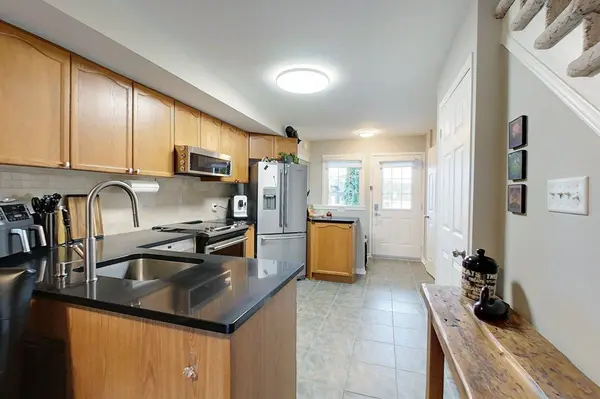 2 ROYALTON LN, Collingwood, ON L9Y 5K4