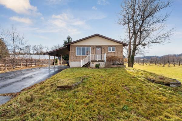 7719 Poplar Side Road, Clearview, ON L9Y 3Y9