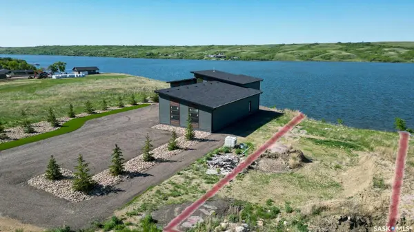 13 Sunset BOULEVARD, North Grove, SK S0G 1P0