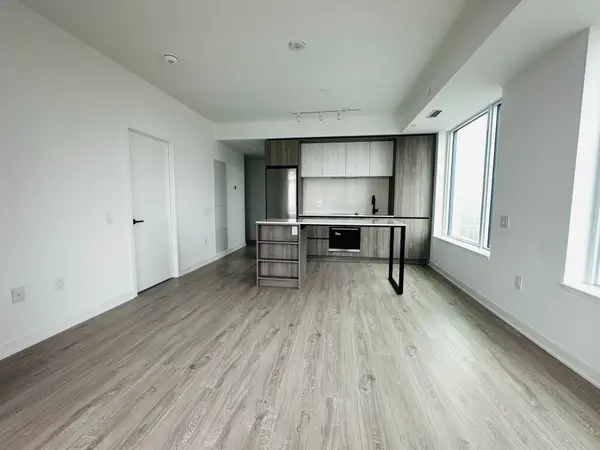 2495 Eglinton AVE W #1904, Mississauga, ON L5M 2T2