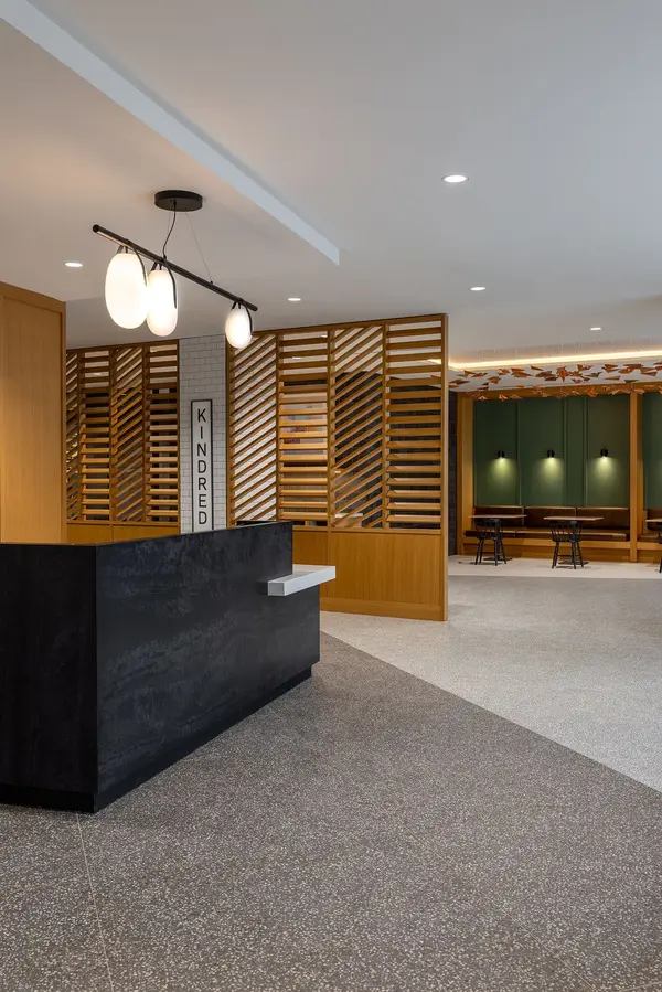 2495 Eglinton AVE W #707, Mississauga, ON L5M 2T2