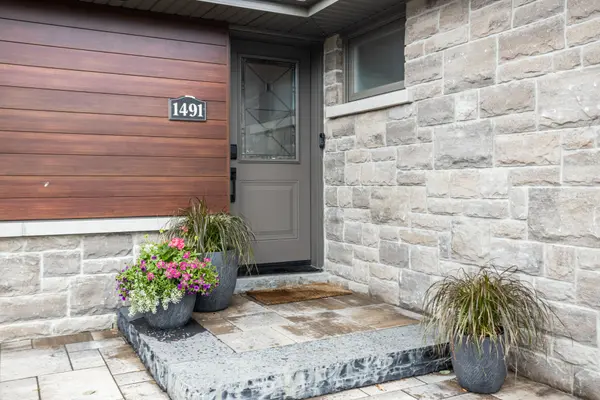 1491 Venta AVE, Mississauga, ON L4X 1C9