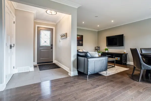 1491 Venta AVE, Mississauga, ON L4X 1C9