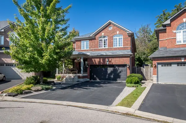 93 Dewar CT, Milton, ON L9T 5N8