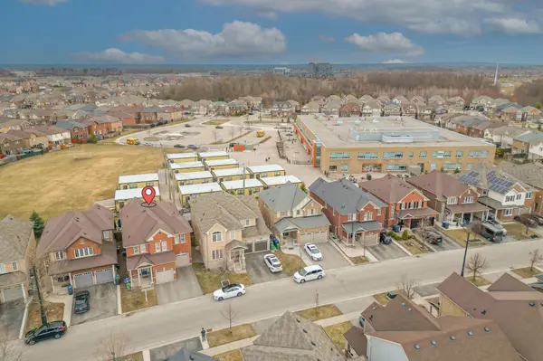 32 Agricola RD, Brampton, ON L7A 0V1