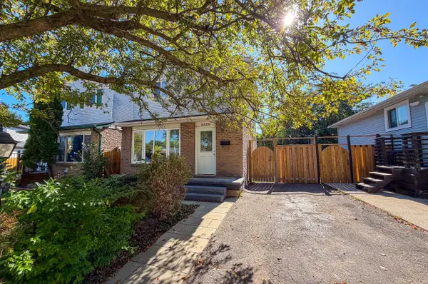 2329 Greenbank TRL, Burlington, ON L7P 3S7