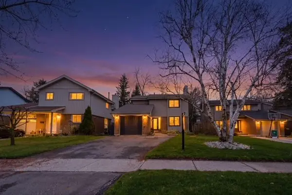 4270 Jefton CRES, Mississauga, ON L5L 1Z3