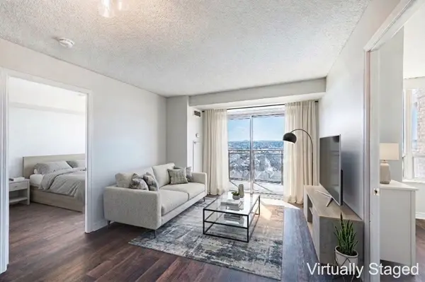 55 Strathaven DR #1210, Mississauga, ON L5R 4G9