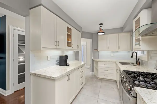 224 Timberlane DR, Brampton, ON L6Y 4V6