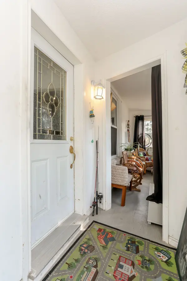 67-69 Elizabeth ST, St. Thomas, ON N5R 2X3