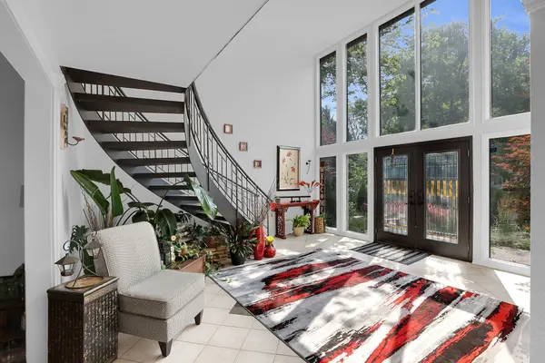 2459 Noella CRES, Niagara Falls, ON L2J 3H7