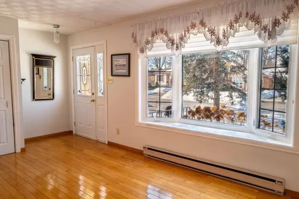 577 Lynwood DR, Cornwall, ON K6H 5W7