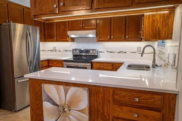 577 Lynwood DR, Cornwall, ON K6H 5W7