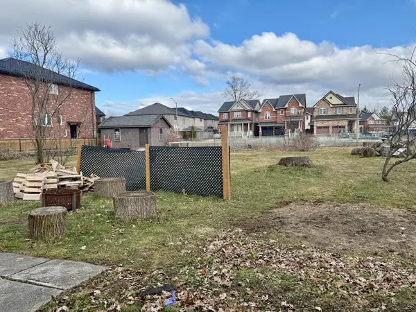 879 West 5th ST, Hamilton, ON L9C 5R4