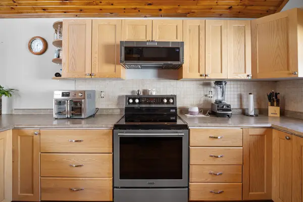 2242 Hwy 124 HWY, Whitestone, ON P0A 1G0