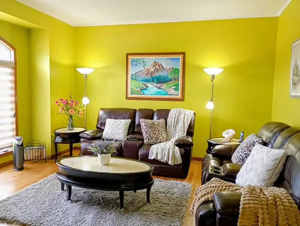 35 Tanya DR, Southwest Middlesex, ON N0L 1M0