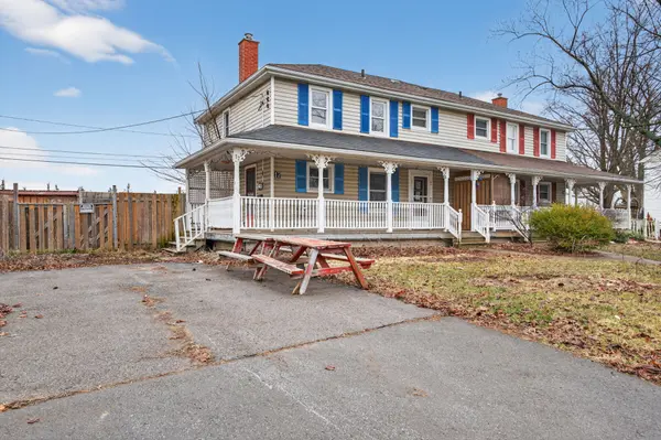 17 London AVE, Prince Edward County, ON K0K 2T0