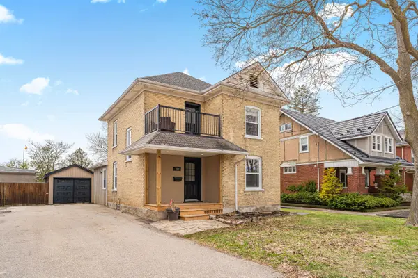 742 Vine ST, Cambridge, ON N3H 2Z3