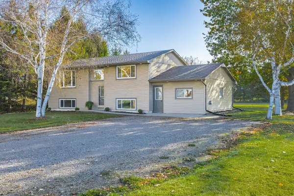 70986 B Line, Lambton Shores, ON N0M 1T0