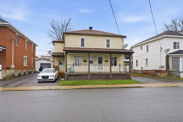 64-66 Lennox ST, Cornwall, ON K6H 1H3