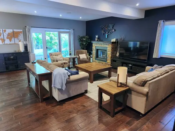 242 Cheltonwood CRES, Waterloo, ON N2V 1X9